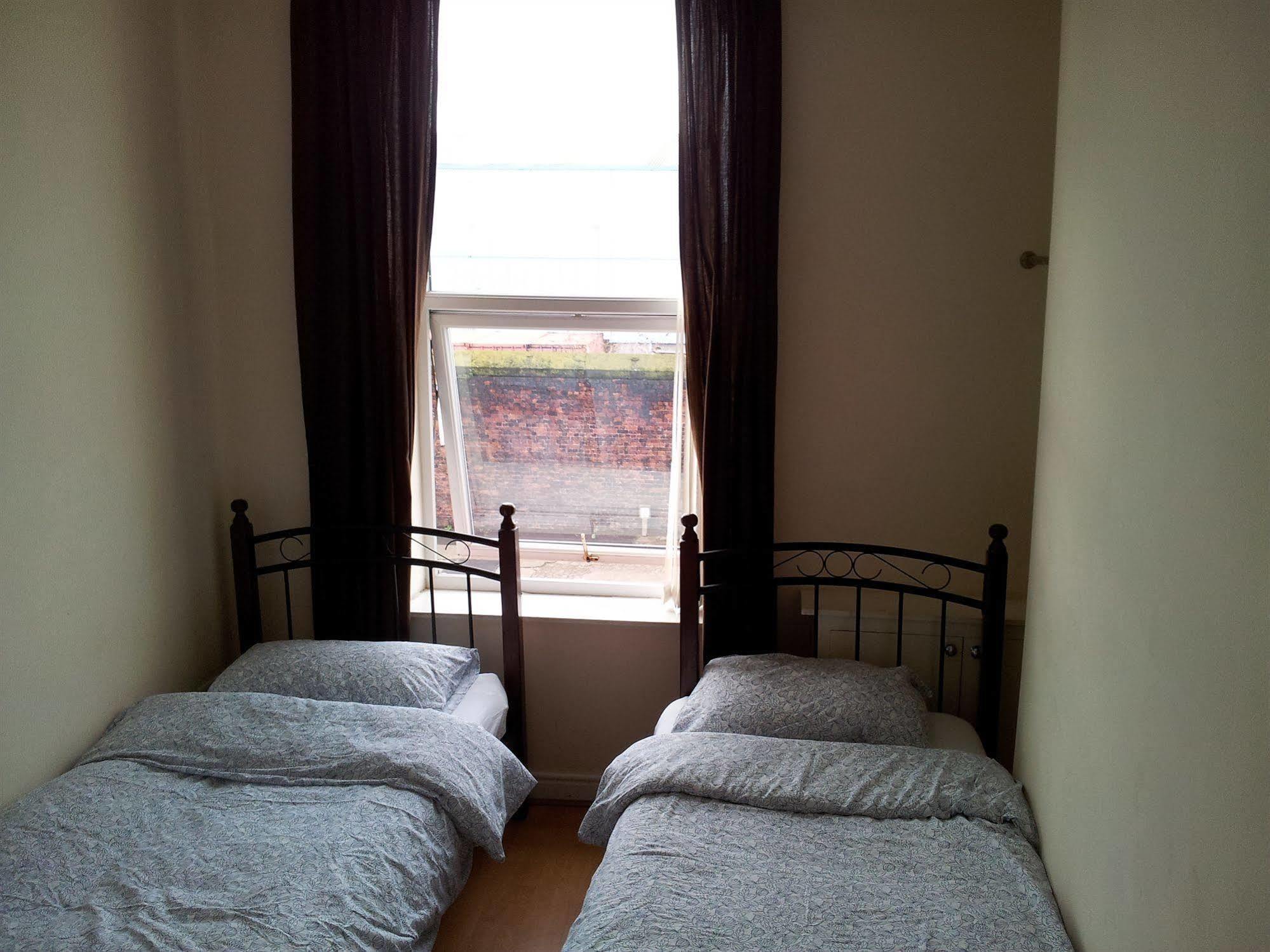 Ten Streets Bed & Breakfast Liverpool Exterior foto