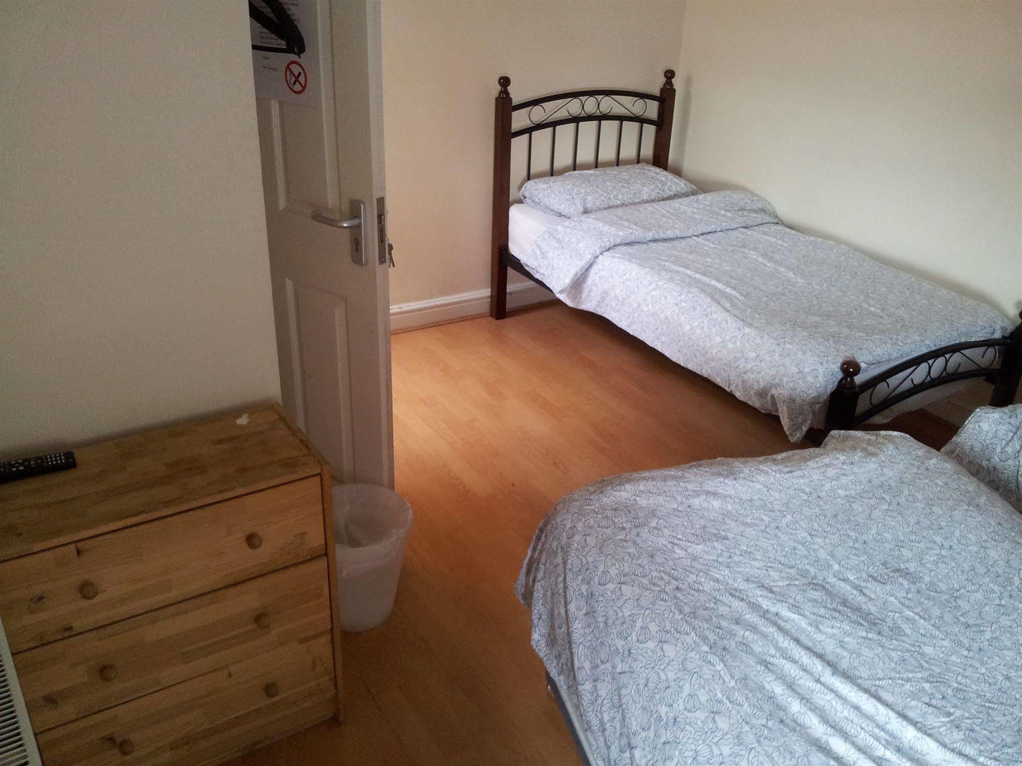 Ten Streets Bed & Breakfast Liverpool Exterior foto